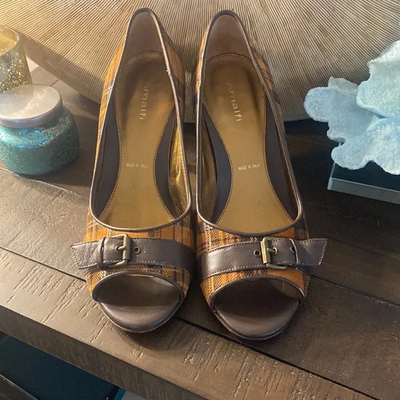 CUTE plaid heels - Picture 2 of 5